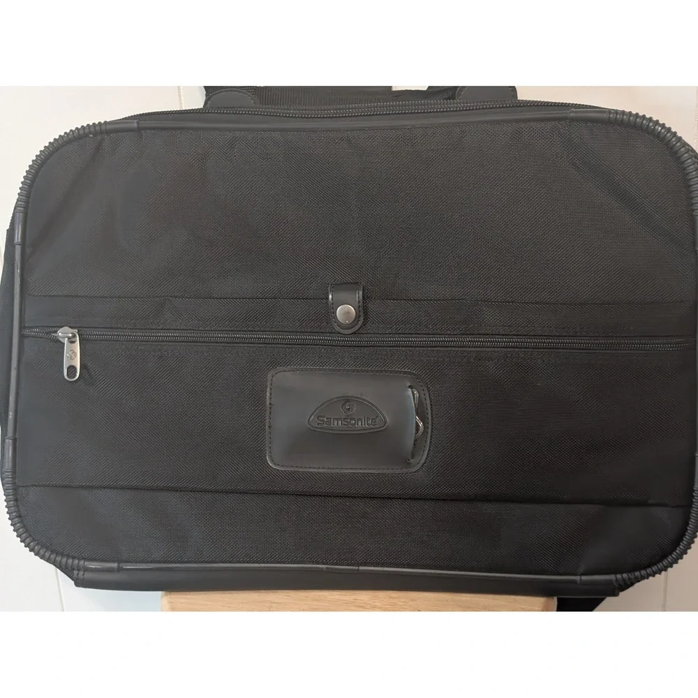 Samsonite Black Ballistic Nylon Many-Compartment Travel Tote Carry-On 18